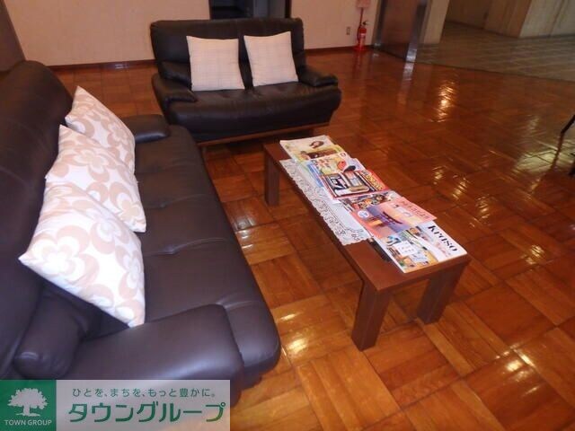 Ｑｕｅｅｎｓ　Ａｃａｄｅｍｉａの物件内観写真