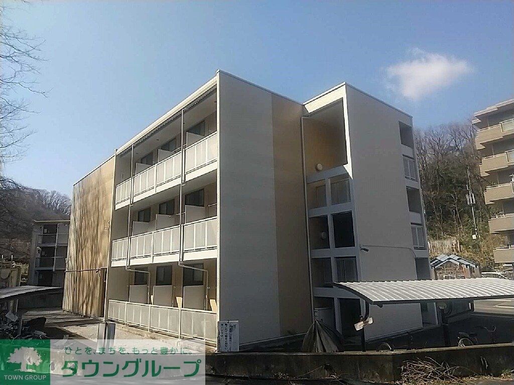 レオパレス湯島の物件外観写真