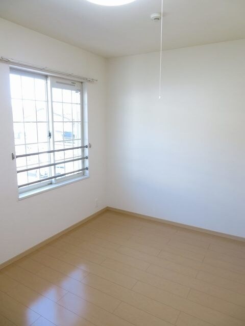 グレイスガーデンの物件内観写真