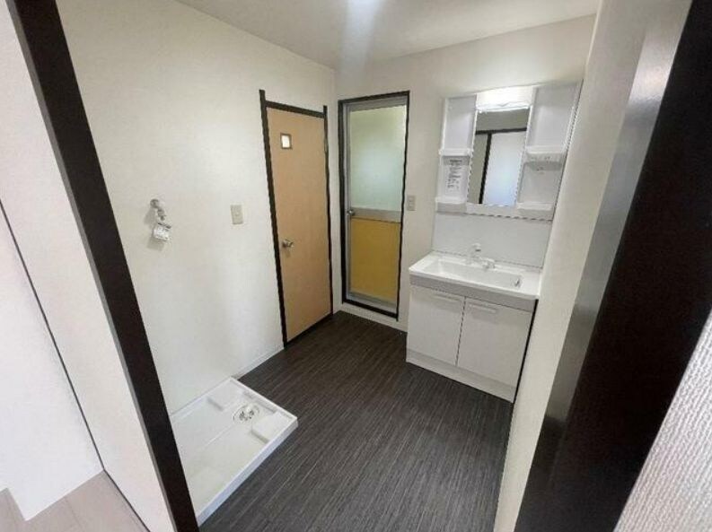 リバービレッヂMの物件内観写真