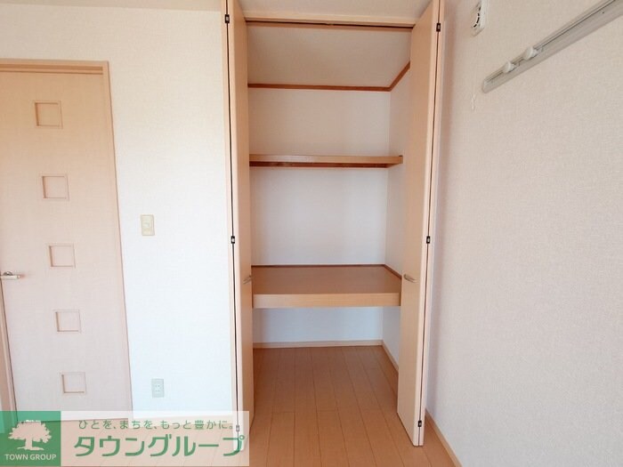 フェニックスＡの物件内観写真