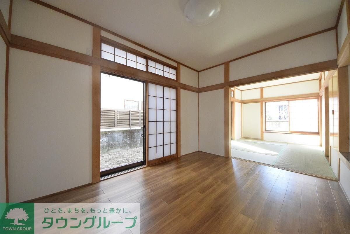 戸倉2丁目貸家の物件内観写真