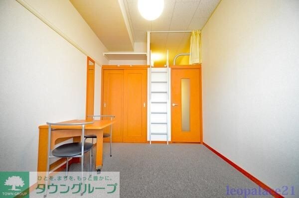 レオパレスフラッツスクエアIIの物件内観写真