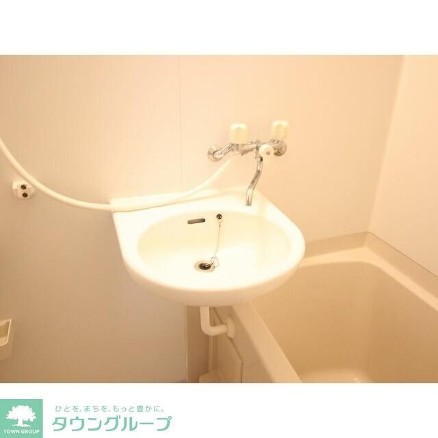 リヴイン国立の物件内観写真