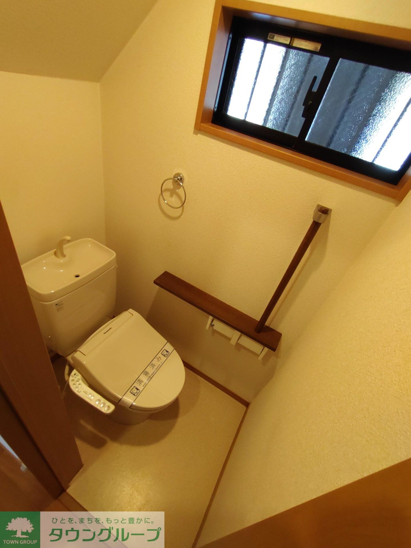 片倉町戸建の物件内観写真