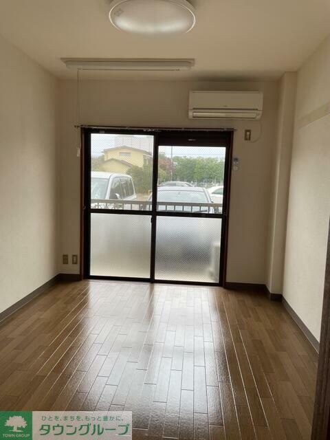 シャトル日新の物件内観写真