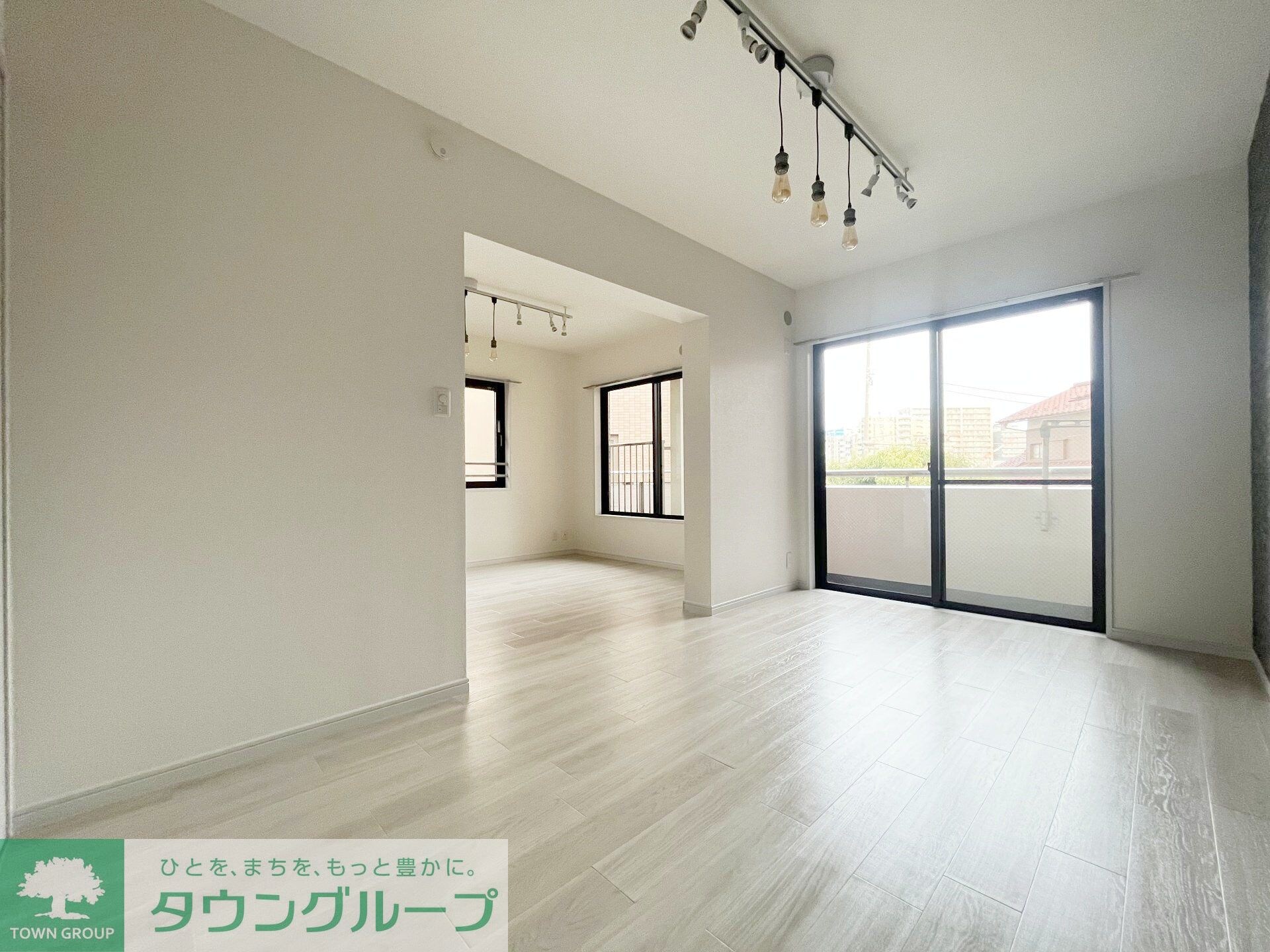 サンスプリングス三鷹の物件内観写真