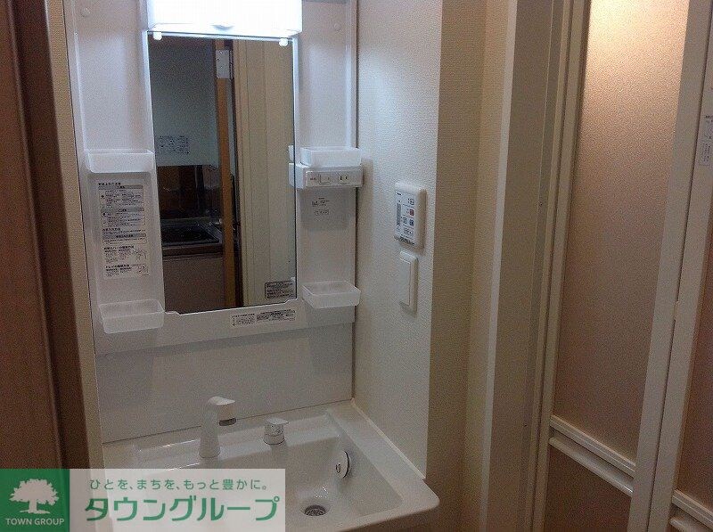 クレイノ西調布の物件内観写真