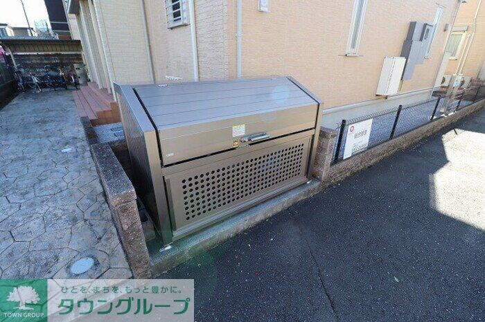 サンク　モンタニア　B棟の物件内観写真