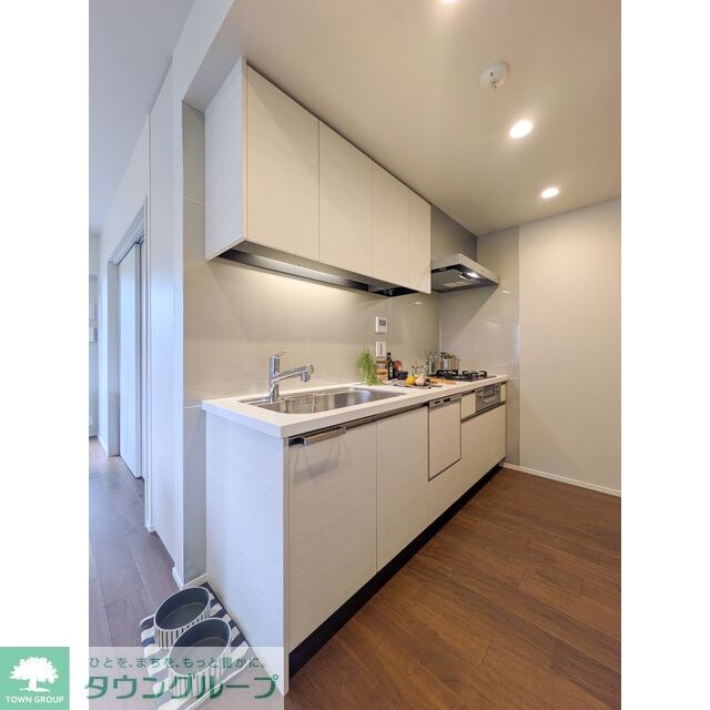 コンフォリア・リヴ八坂富士見の物件内観写真