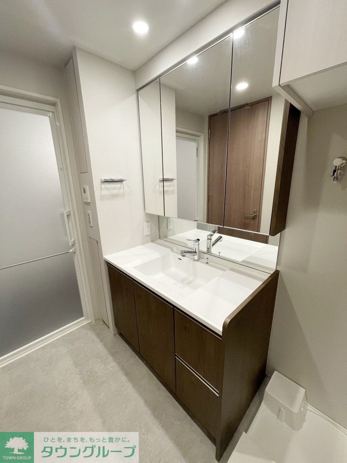 コンフォリア・リヴ八坂富士見の物件内観写真