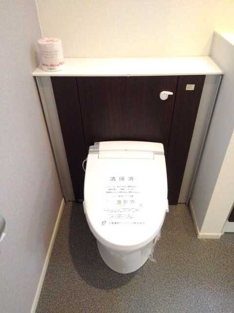 フォンターナ・ルチアの物件内観写真