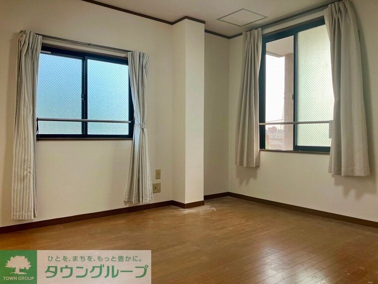 浅間町戸建の物件内観写真