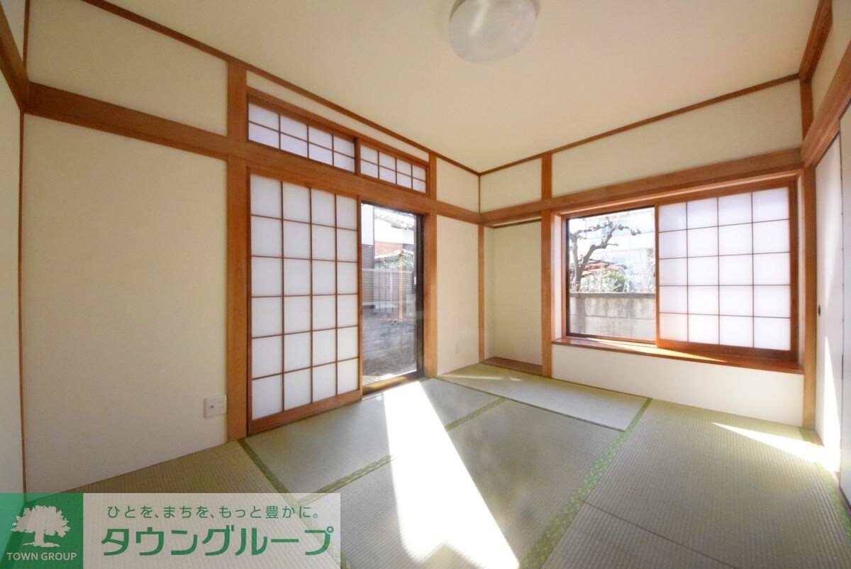 戸倉2丁目貸家の物件内観写真