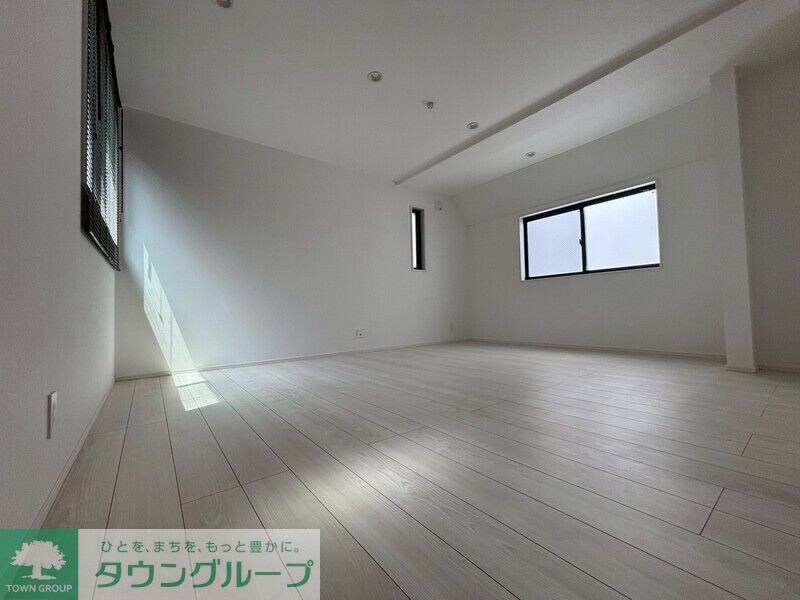 府中市美好町一丁目戸建の物件内観写真