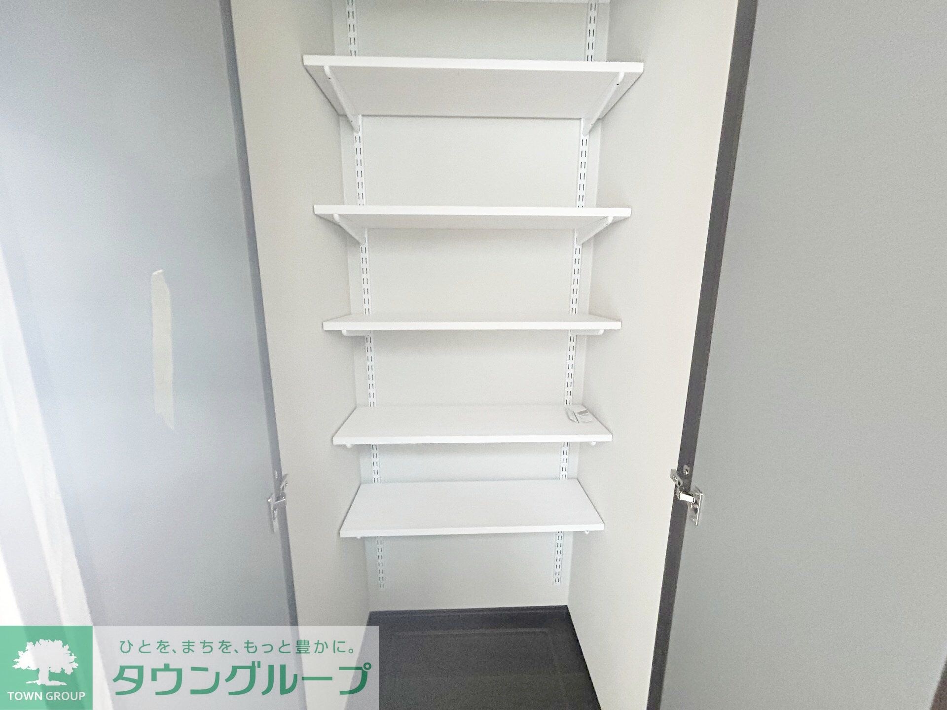 フェリーチェＭＩＹＡＢＩの物件内観写真