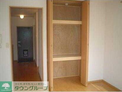 ドルフ国立（ドルフクニタチ）の物件内観写真