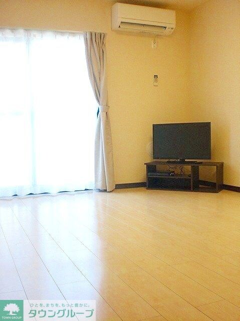 レオネクストルフェリの物件内観写真