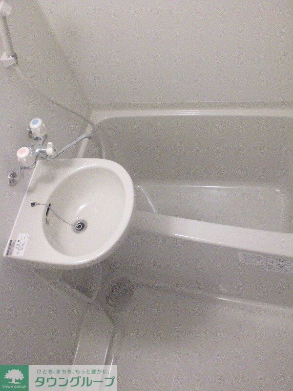 レオネクストルフェリの物件内観写真