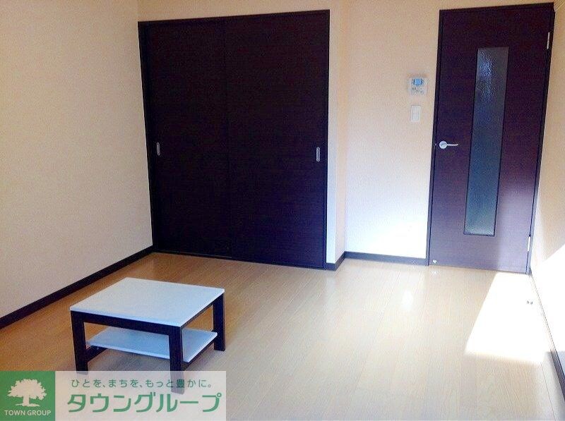 レオネクストルフェリの物件内観写真