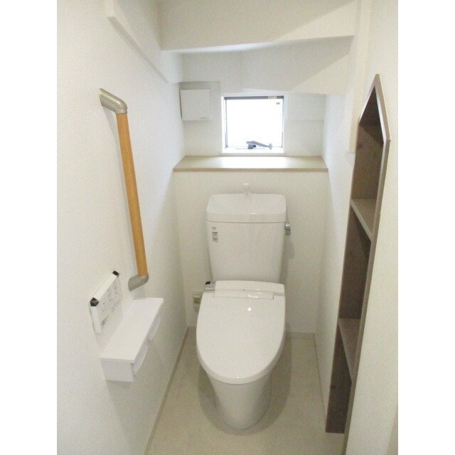 天神町２丁目貸家２号棟の物件内観写真