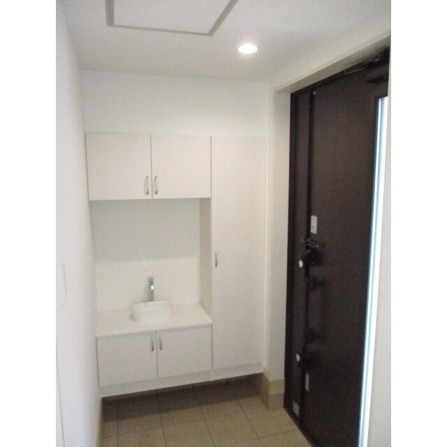 天神町２丁目貸家２号棟の物件内観写真