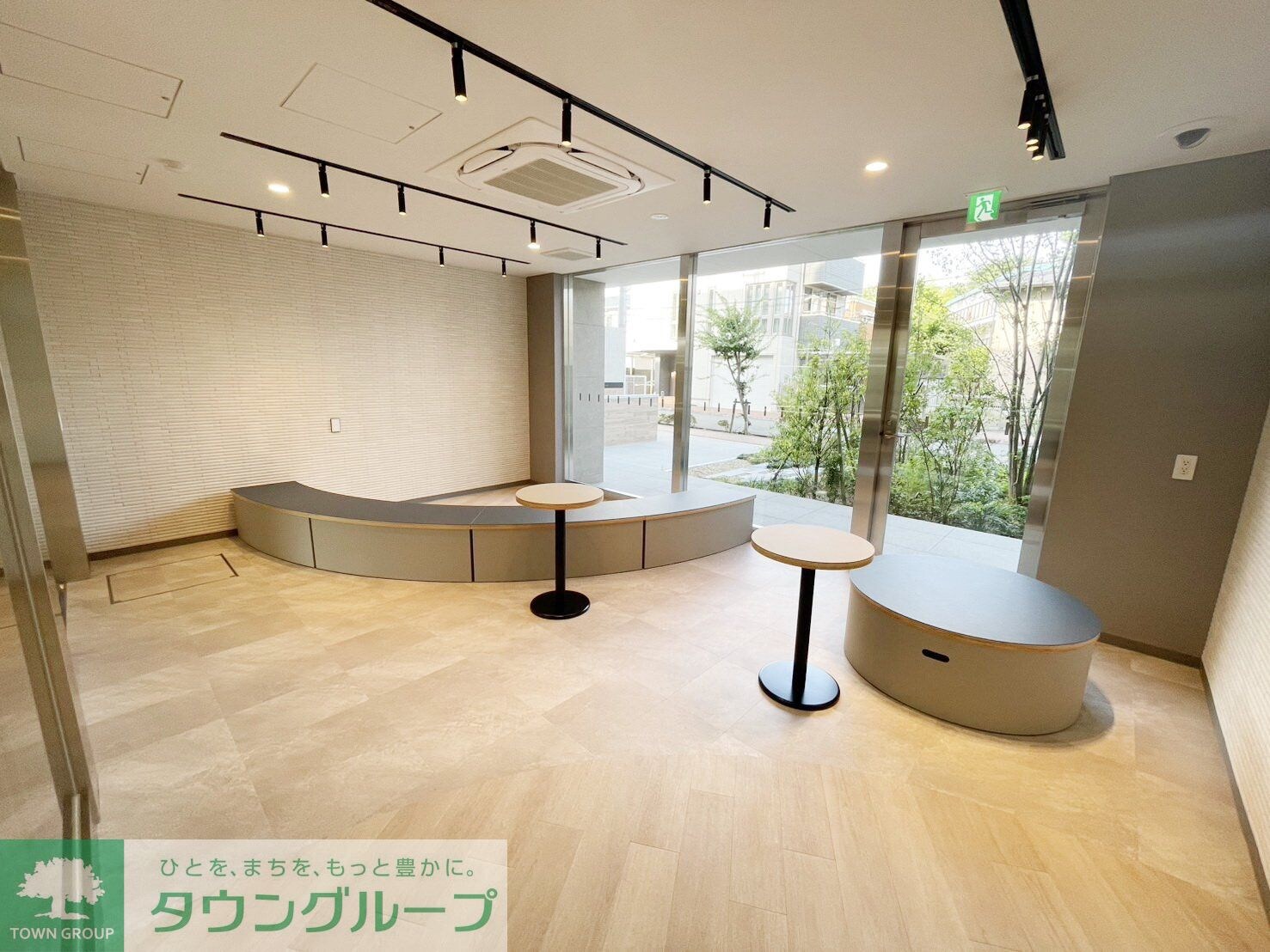 コンフォリア・リヴ八坂富士見の物件内観写真