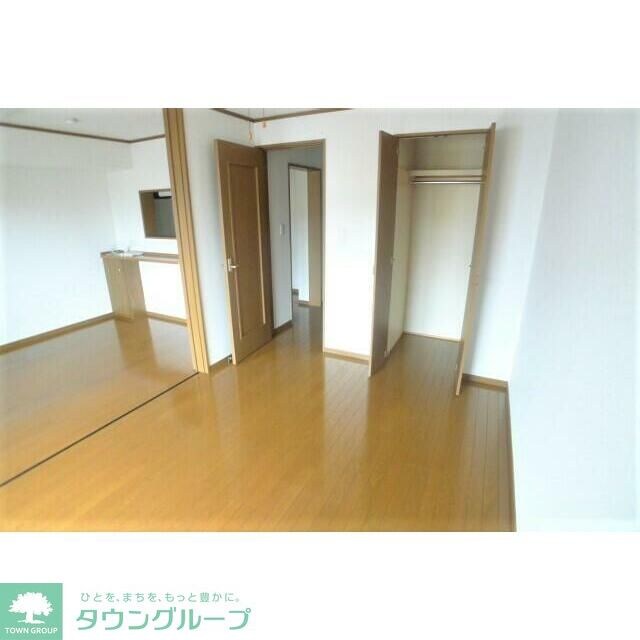 ヴィラトリアノンの物件内観写真