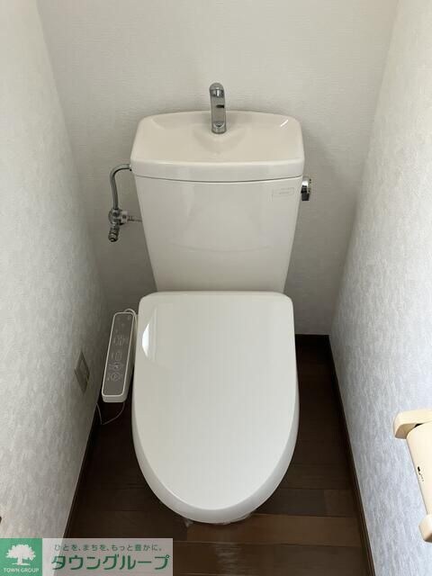 陽光の射す賃貸戸建ての物件内観写真