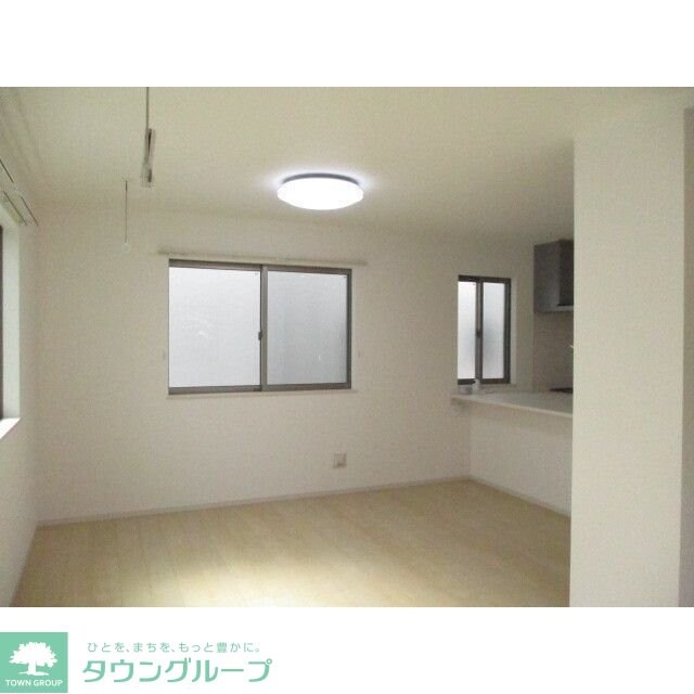 天神町２丁目貸家２号棟の物件内観写真