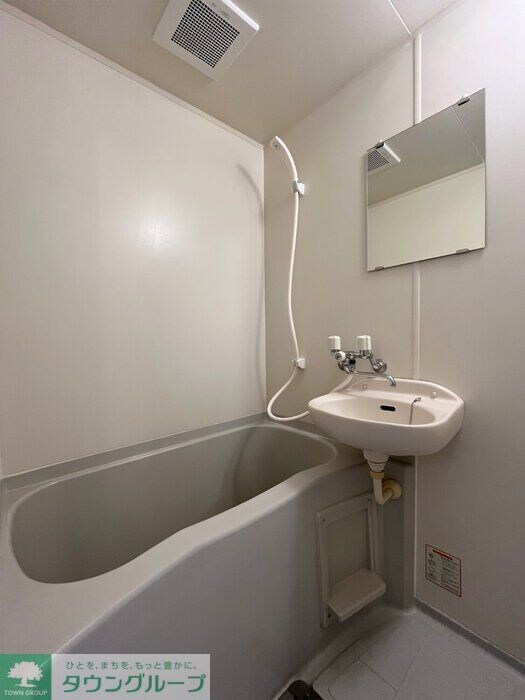 Ｊ・フローレの物件内観写真