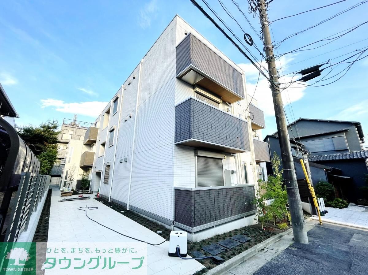 セレスティア南烏山の物件外観写真