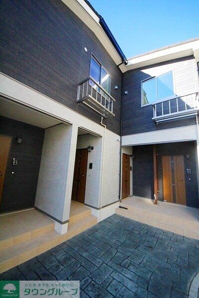 ヴィラローリーIIIの物件外観写真