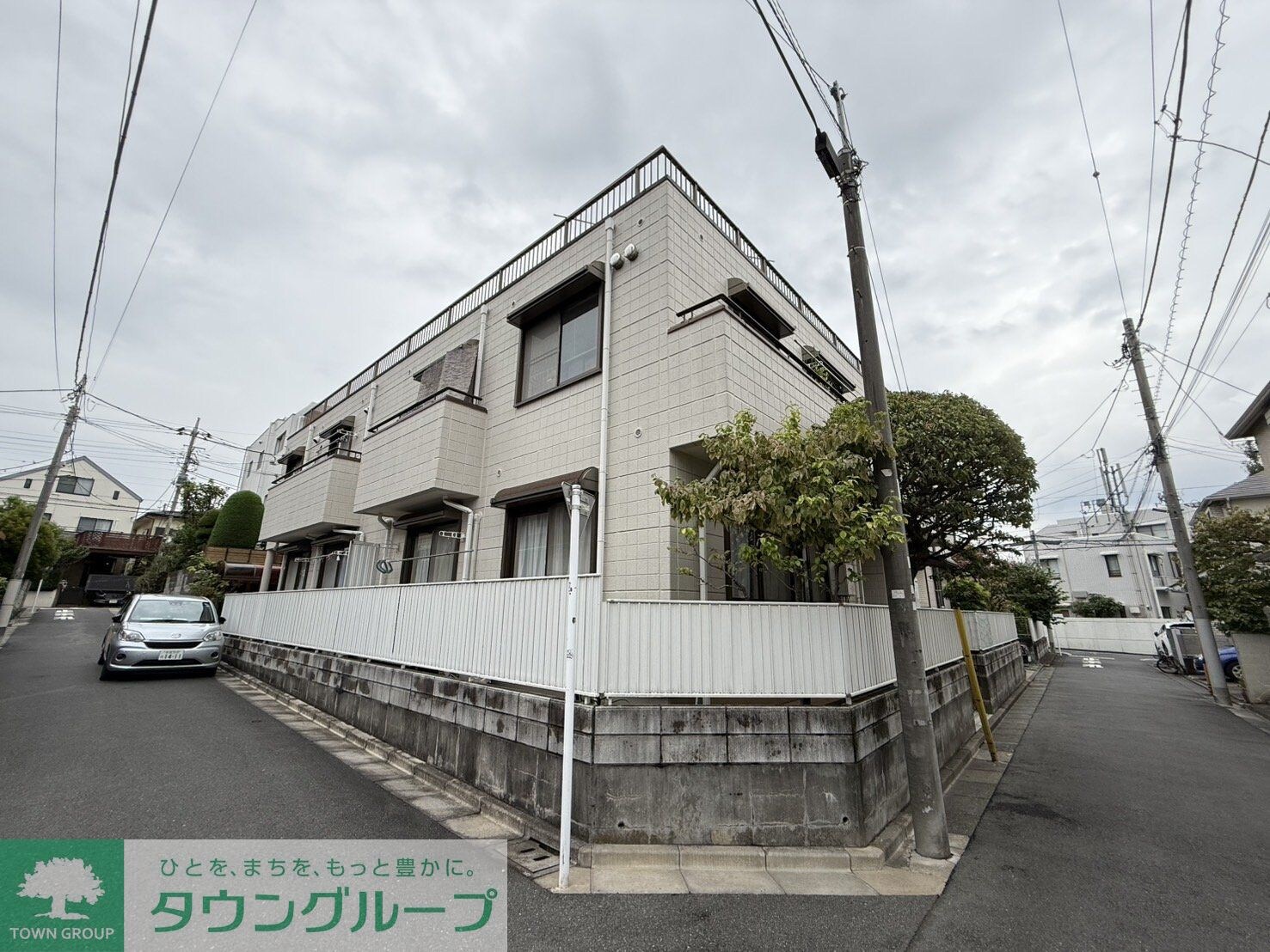 エバーグリーンの物件外観写真