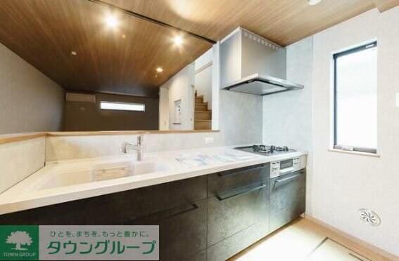 テラス旭丘の物件内観写真