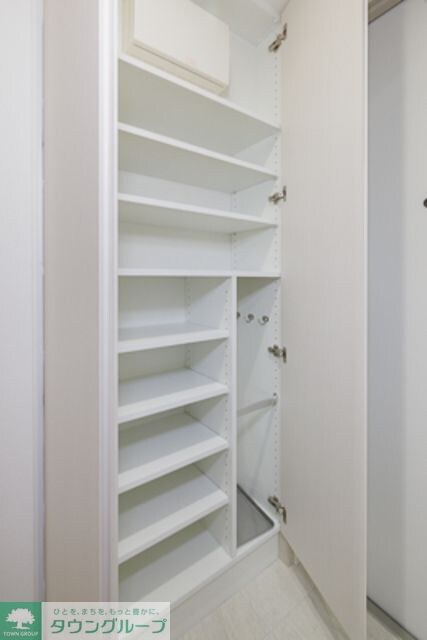 オアーゼ新宿西落合レジデンスの物件内観写真