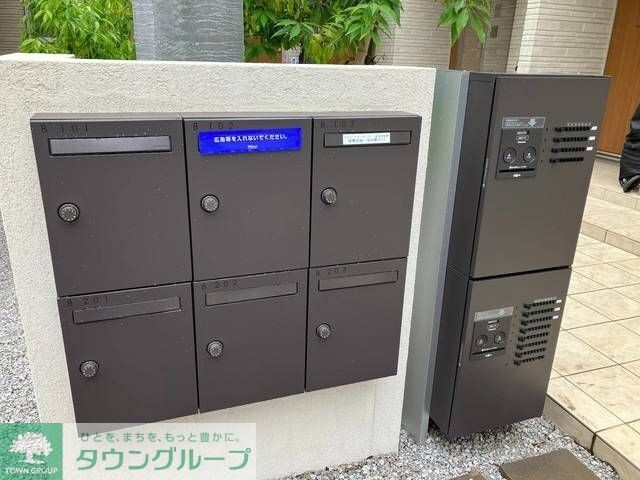 ｉｈａｎａ　ｇａｒｄｅｎの物件内観写真