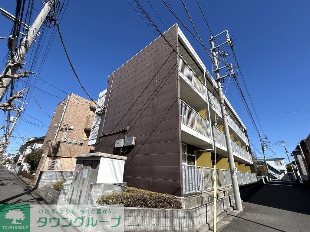 レオパレスチェリーガーデンＡの物件外観写真