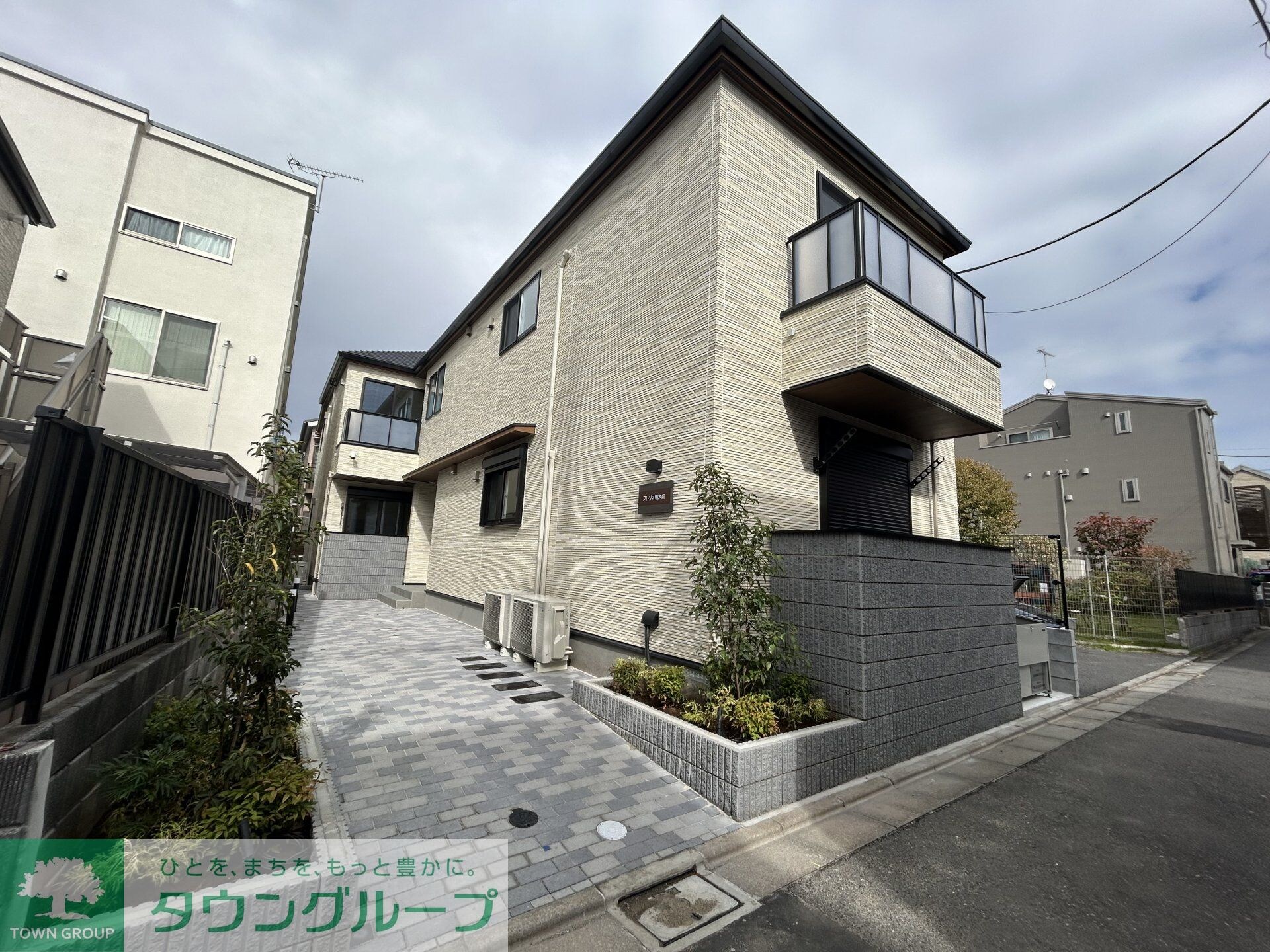 プレジオ明大前の物件外観写真