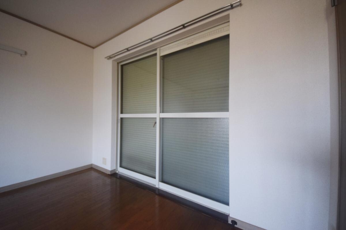 ブリージングタウン百草園の物件内観写真