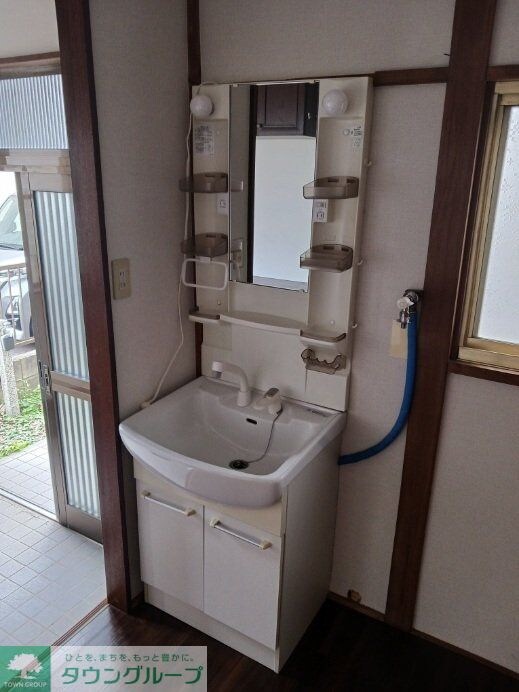 福生市南田園3-6-8戸建の物件内観写真