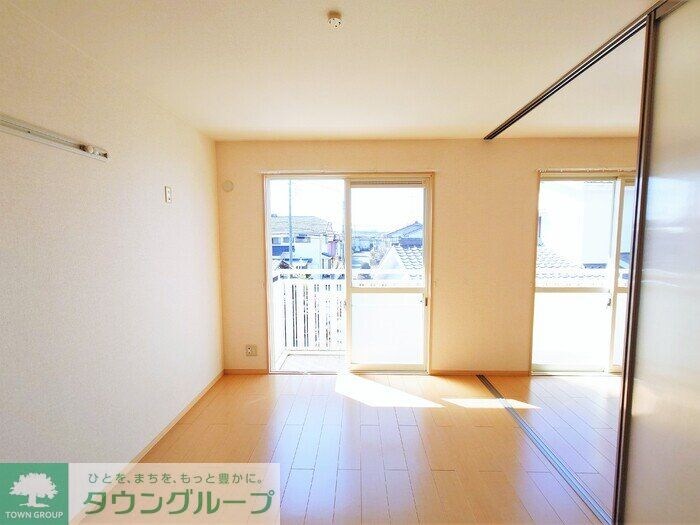 フェニックスＡの物件内観写真