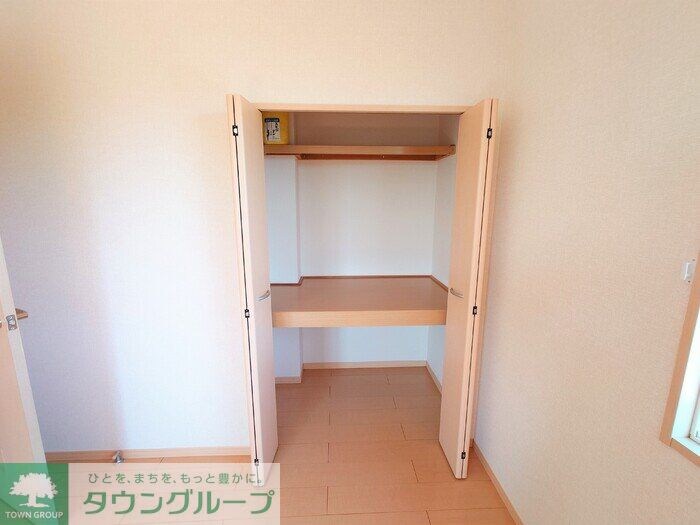 フェニックスＡの物件内観写真