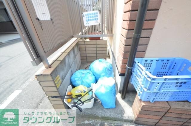 ローズヴィラ明神町の物件内観写真