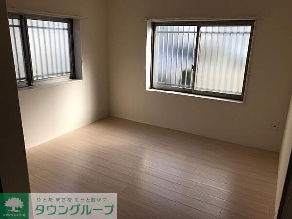 ラ・ロンディーネの物件内観写真