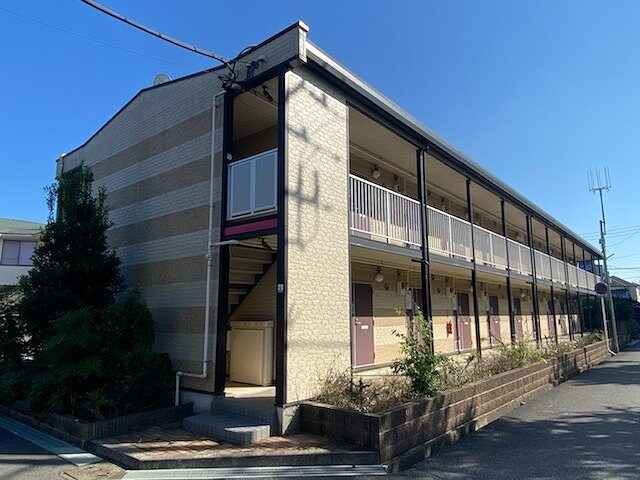 レオパレスＰｏｌａｒｉｓの物件外観写真