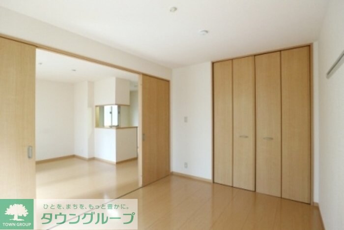 ヴィルヌープ　IIIの物件内観写真