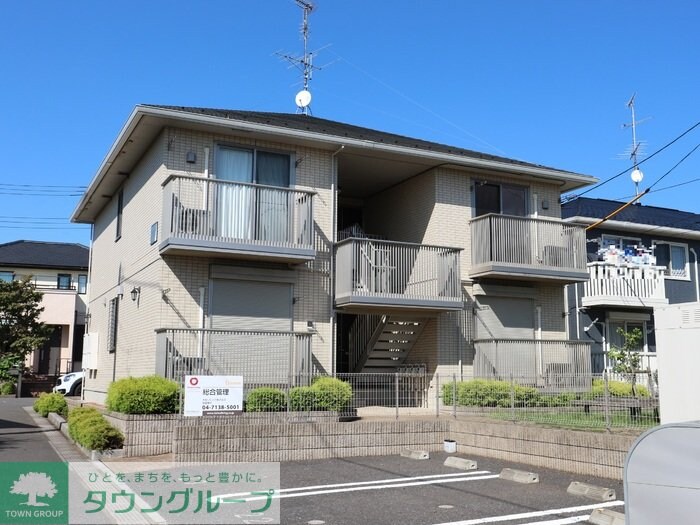 クレストパーク　Ｅの物件外観写真