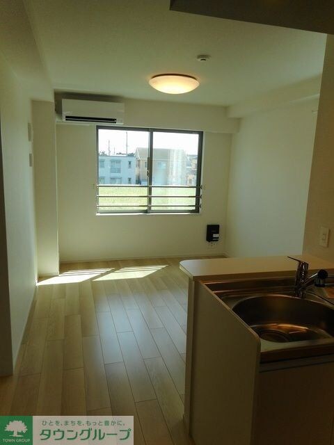 ファインアヴェニューサイドＢの物件内観写真