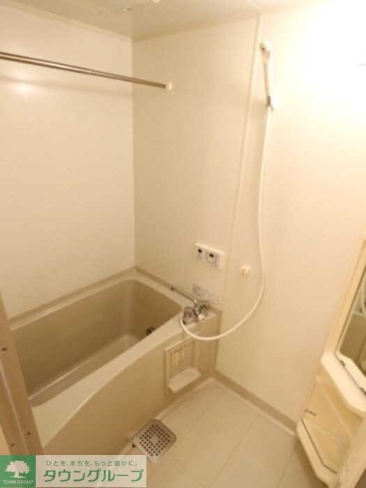 コリーヌ・　アンの物件内観写真